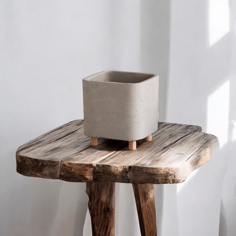Small Square Pot with Legs - 4"