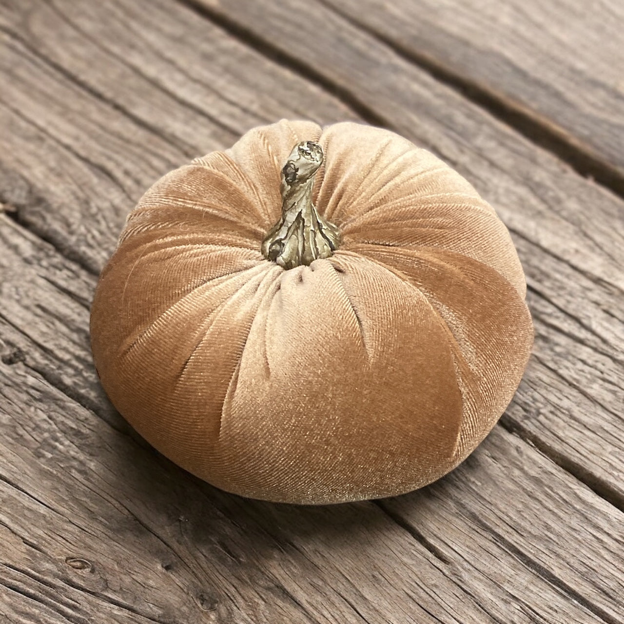 Velvet Pumpkin - 5"