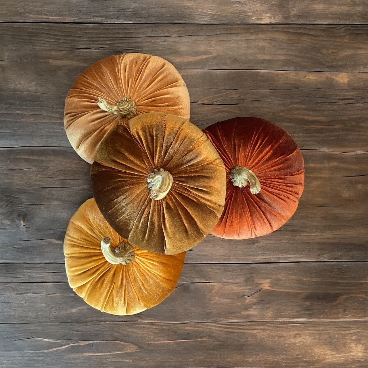 Velvet Pumpkin - 7.5"