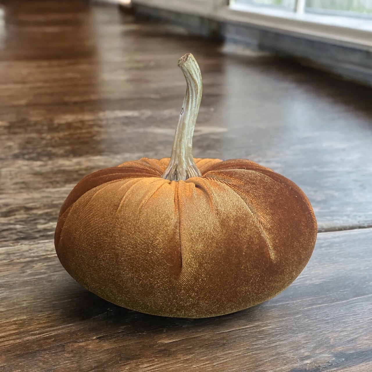 Velvet Pumpkin - 7.5"