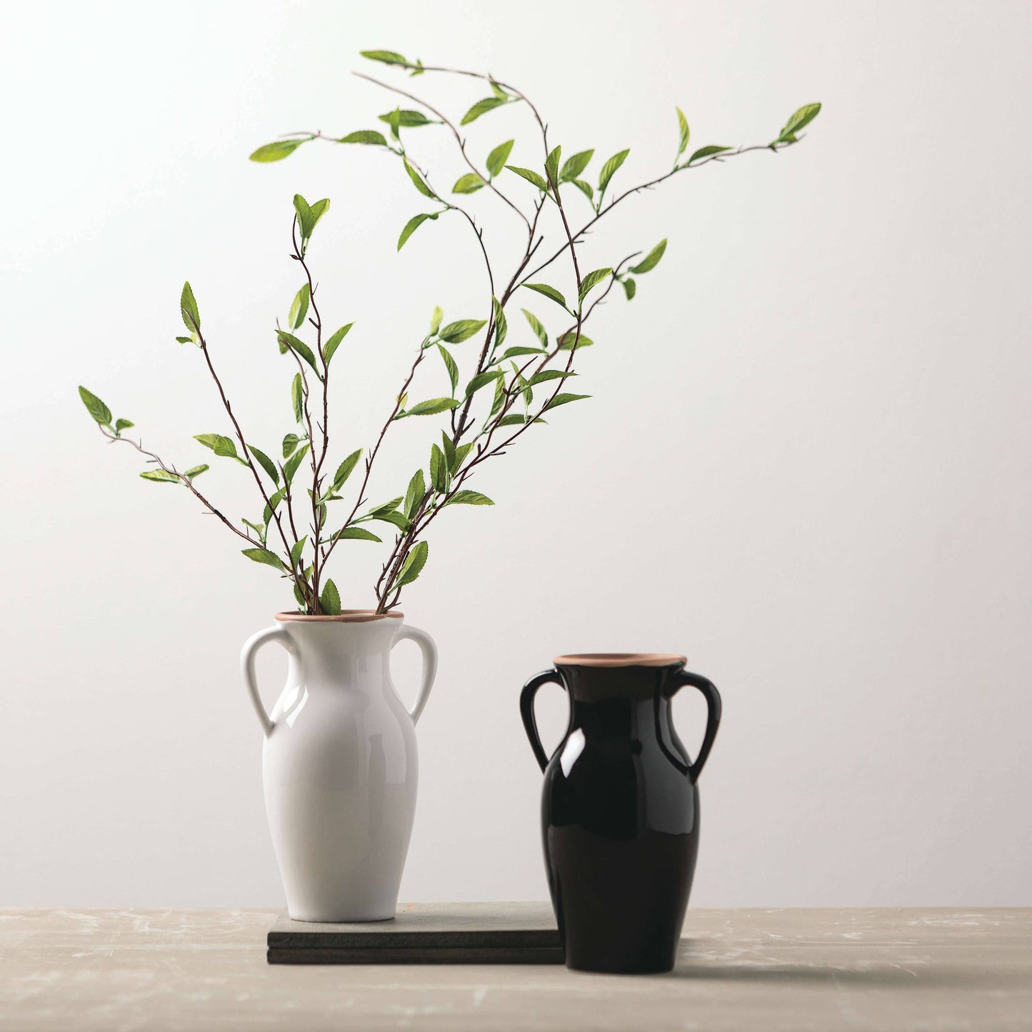 Natural Rimmed White Urn Vase - 8"