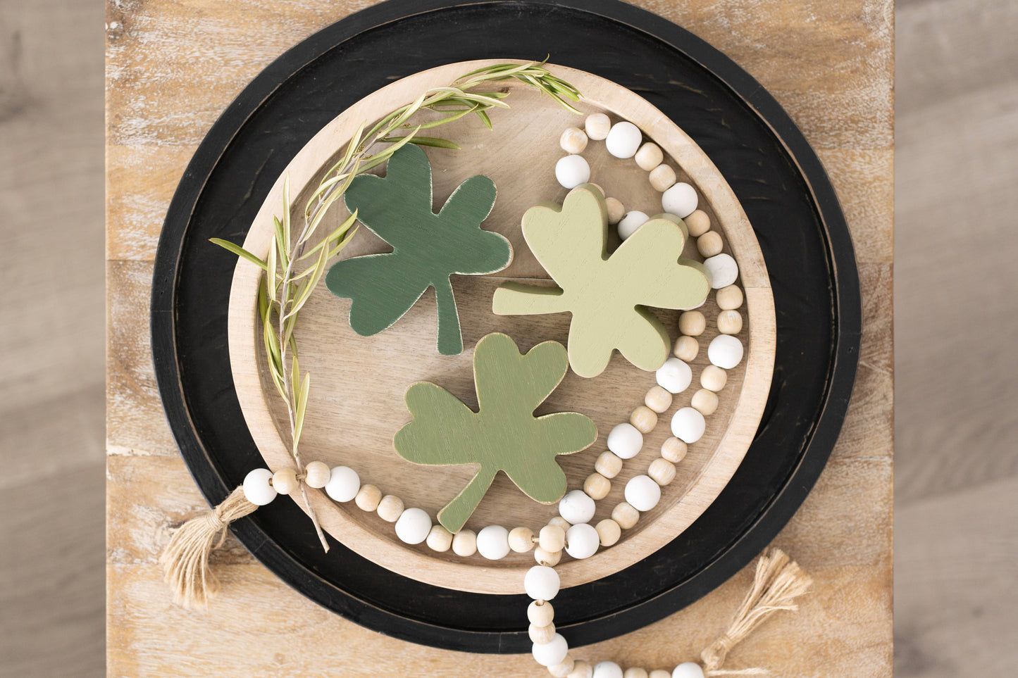 Clover Shelf Sitter - 4”