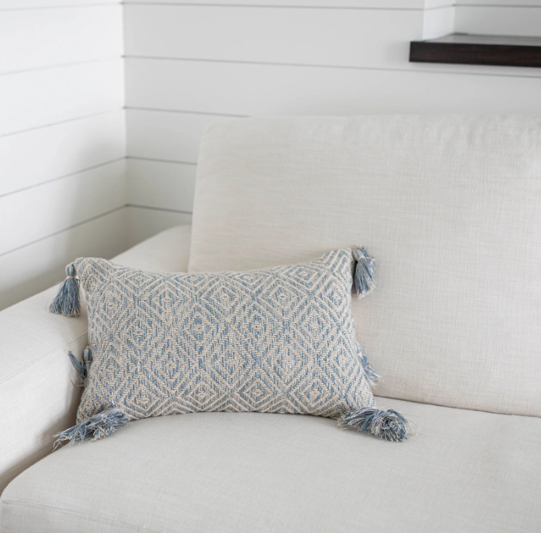 14X22 HAND WOVEN OAKLEY PILLOW BLUE