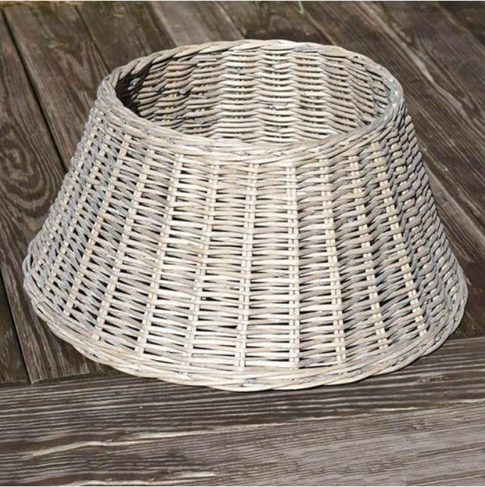 Large Willow Tree Skirt - 24"