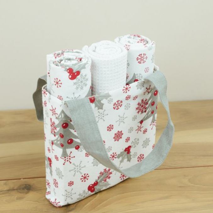 Snowflakes Towel and Bag Set