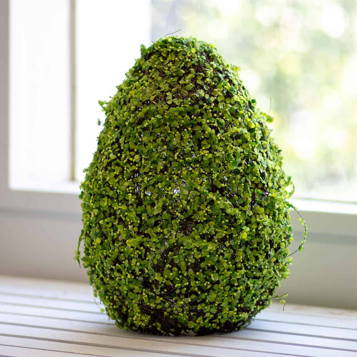 Giant Grapevine and Greens Egg - 15"