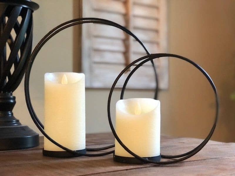 Black Metal Circular Candle Holder