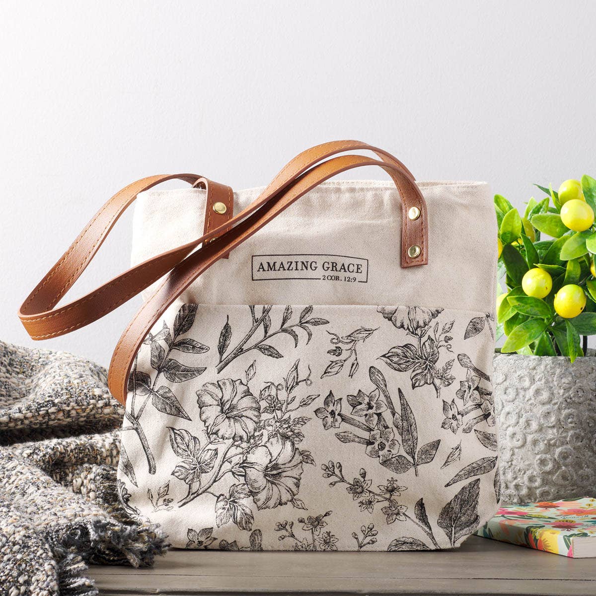 Tote Canvas Cream/Brown Amazing Grace - 11.5"