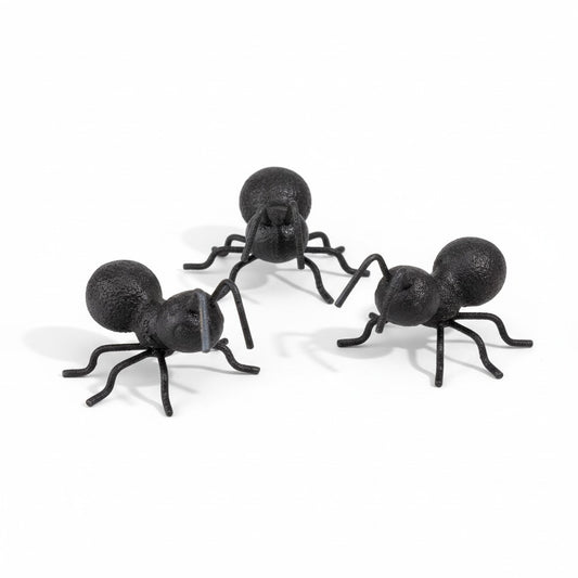 Cast Iron Picnic Ant - 2.5"