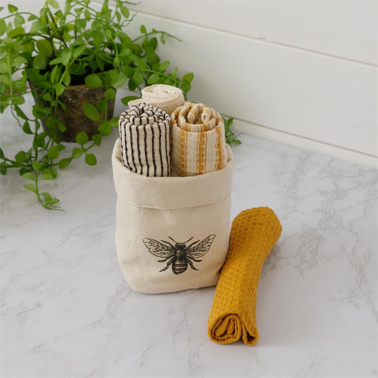 Bee Dishcloth Set of 4