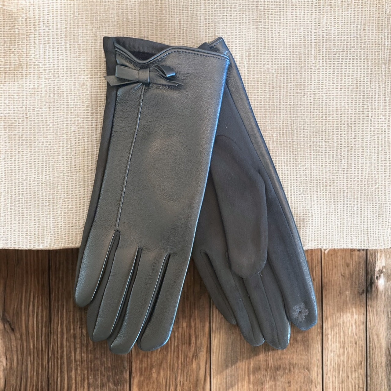 Women's Vegan Leather Bow Trim Gloves