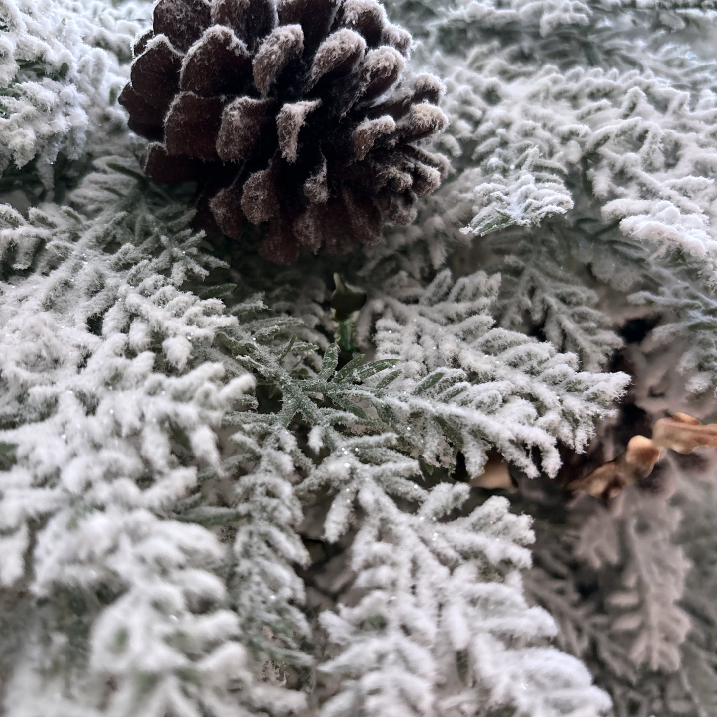 Snowy Hemingway Fir Candle Ring -5.5"