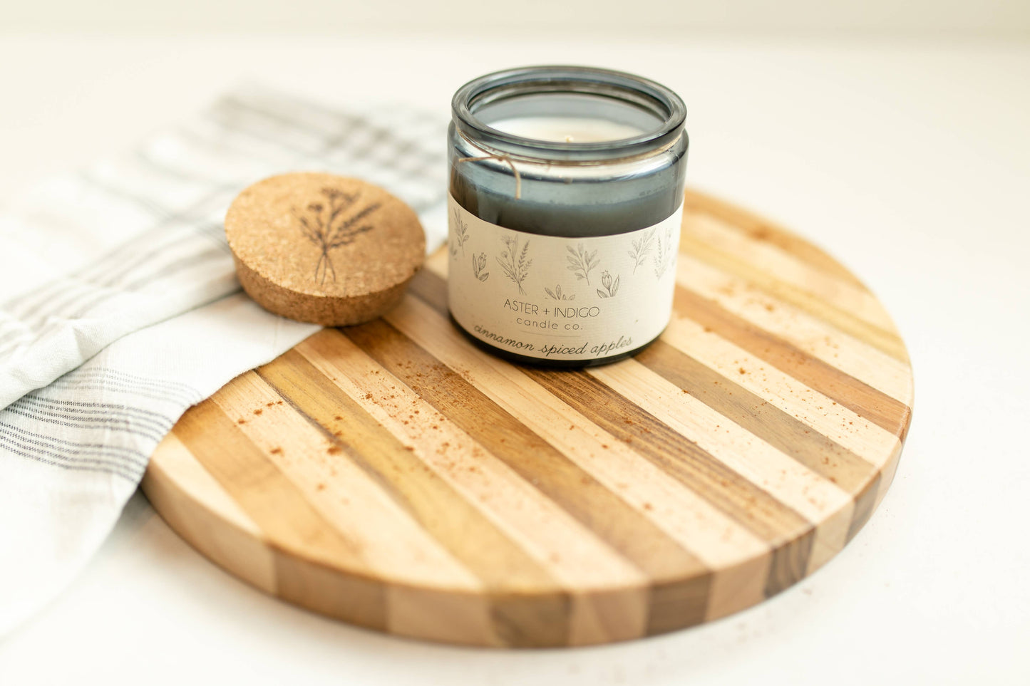 Cinnamon Spiced Apples Candle - 12oz