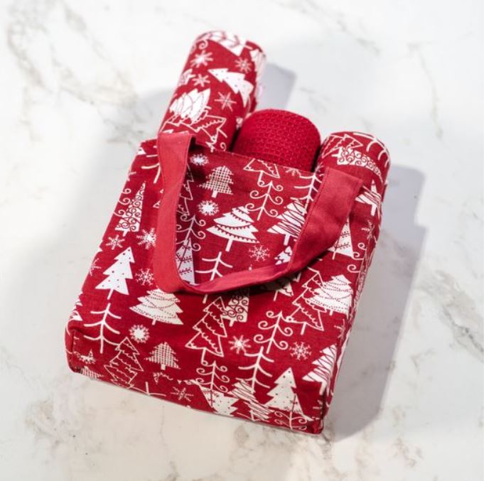 Red Christmas Tree Towel and Bag Set