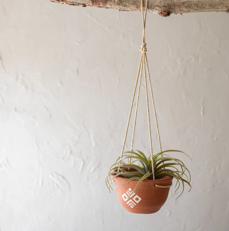 SAGE HANGING TERRACOTTA PLANTER