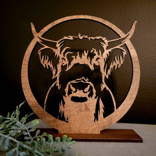 Round Highland Cow Sign