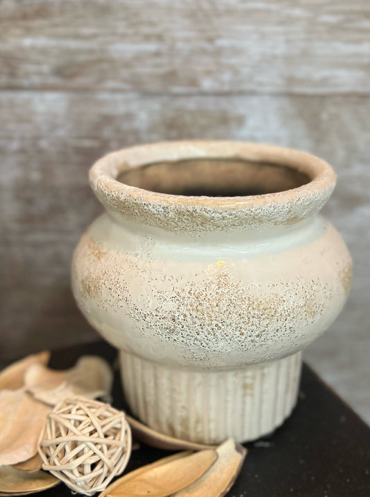 Antiqued Cup Shaped Vase 5.5x5in